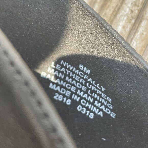 Nine West Mcfally Black Leather d'Orsay Bow Heels Size 6 - Picture 14 of 14